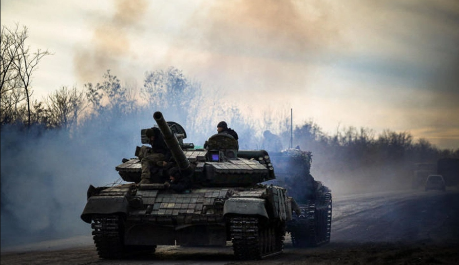 Trong khi các nguồn tin từ Ukraine cho biết, quân đội nước này đã bị Nga áp đảo về lực lượng và đối mặt với tình trạng hết đạn trong cuộc chiến ở Bakhmut, thành phố ở Donetsk được cho là nơi diễn ra những cuộc giao tranh ác liệt nhất giữa quân đội Nga và Ukraine trong thời điểm hiện tại.