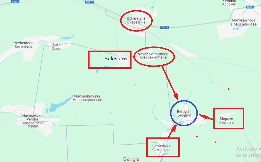 Sau khi chiếm hai làng Novobakhmutivka và Soloviove nằm ở phía bắc của Berdychi vào ngày 25/2, quân Nga đã tạo thế bao vây quân Ukraine còn lại ở Berdychi theo hình bán nguyệt, cắt đứt các lối thoát của quân Ukraine theo ít nhất là hai hướng.