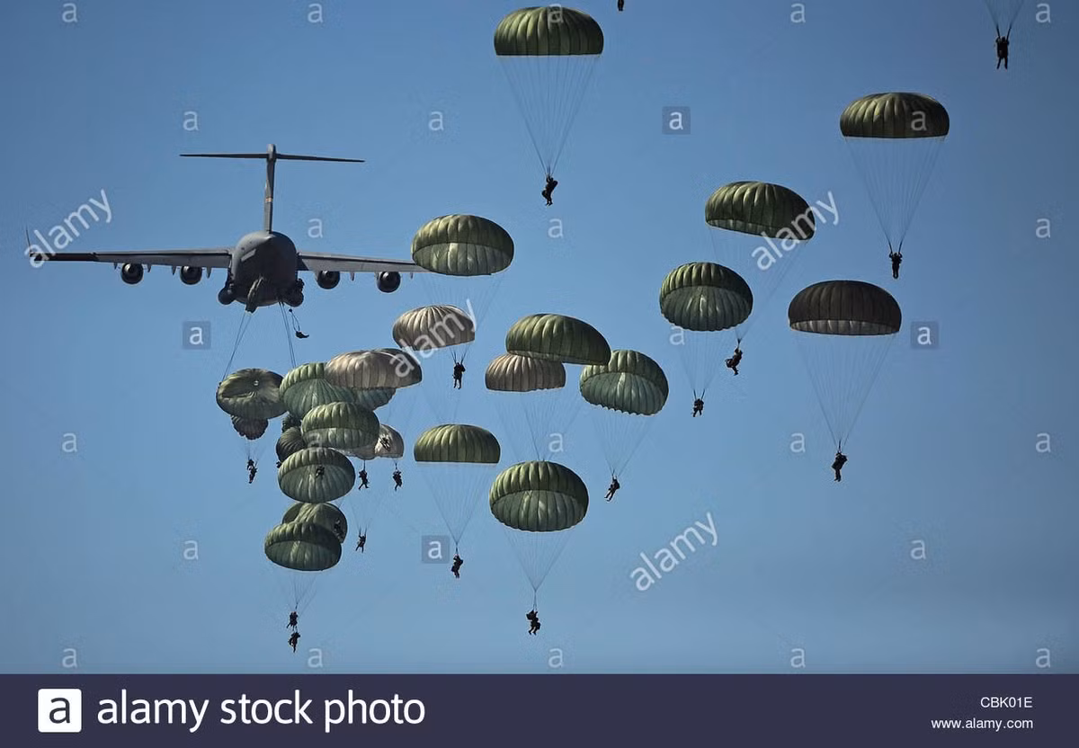 Tuy nhiên, trên chiến trường Nga-Ukraine, sư đoàn lính dù hạng nặng của Nga không hùng mạnh như tưởng tượng. Khi những lính dù này, không thể ngăn chặn được cuộc bao vây của lực lượng chủ lực của Quân đội Ukraine.