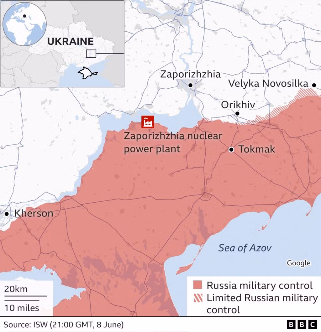 Hướng tiến công của Quân đội Ukraine đang tiến hành ở Zaporizhia, nhằm cố gắng cắt đứt đường liên lạc trên bộ từ lãnh thổ Nga đến bán đảo Crimea. Tại Kherson, bầu không khí chiến tranh bao phủ, hai bên đối mặt nhau qua sông, giao tranh vẫn tiếp tục. Đây có thể sẽ trở thành một "máy xay thịt" khác sau Bakhmut, Rabotino.