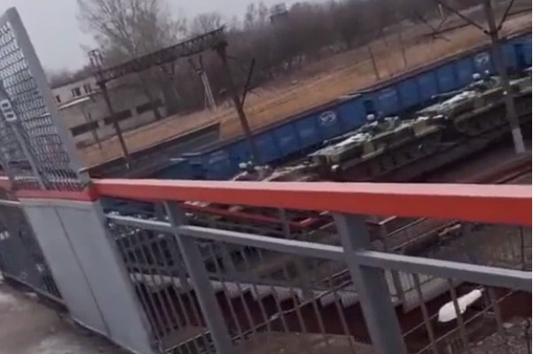 Điều này một lần nữa đặt ra nhiều câu hỏi về việc, liệu phía Nga có ý định đảm bảo an toàn cho các công dân của mình, đang ở trên lãnh thổ của các nước Cộng hòa Nhân dân Donetsk (DPR) và Luhansk (LPR) tự xưng, chưa được công nhận hay không?