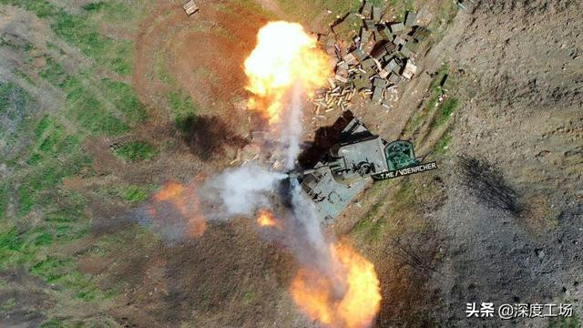 Tổng thống Ukraine Zelensky tối ngày 27/5 thừa nhận, Quân đội Nga đang tập trung hỏa lực ở khu vực Donbas ở mức độ lớn nhất, và tình hình chiến sự cục bộ là "cực kỳ khó khăn".