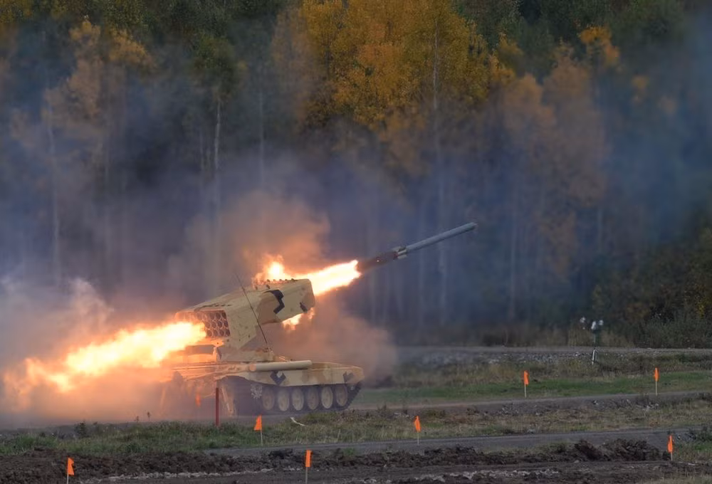 Hiện tại vẫn chưa biết TOS-1A được sử dụng trong tấn công các mục tiêu là các chiến hào trong môi trường mở, sẽ hiệu quả đến mức nào; nhưng loại vũ khí đáng sợ này, chắc chắn sẽ giúp Quân đội Nga giành được lợi thế về mặt chiến thuật và làm giảm nhuệ khí của đối thủ.