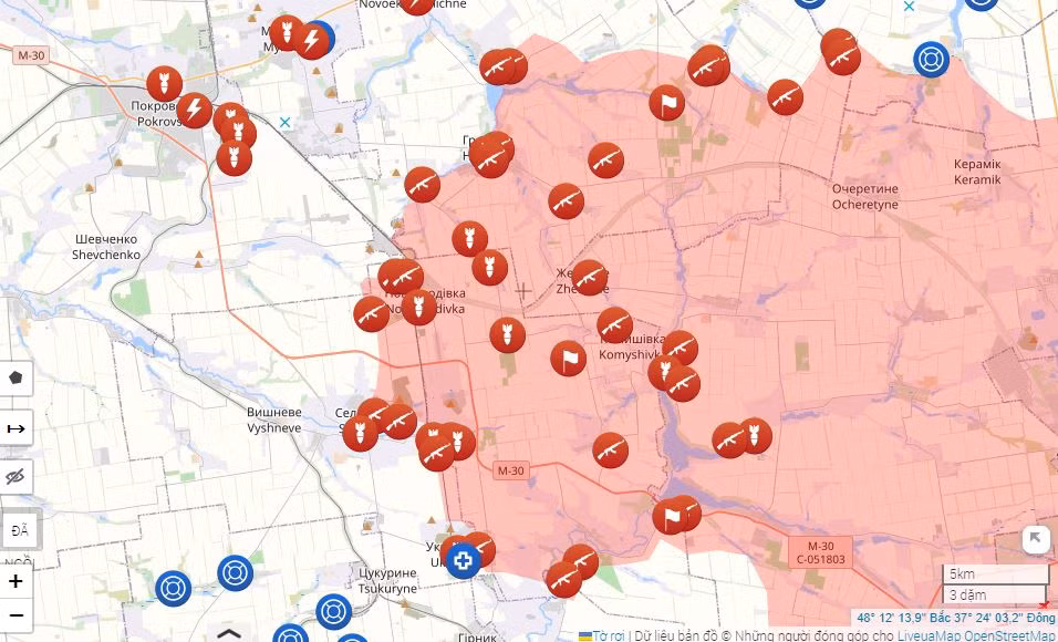 Ở phía đông nam của thành phố Pokrovsk, lực lượng tấn công của Nga đã không tiến lên trong 48 giờ qua. Có vẻ như họ đã bước vào trạng thái nghỉ ngơi tạm thời; do vậy không có động thái lớn nào trong vài ngày qua. 