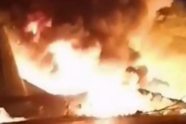 Để giành quyền kiểm soát hoàn toàn thành phố Mariupol, trong đó có cả khu vực Nhà máy thép Azovstal, Quân đội Nga quyết tâm phải xóa sổ các lực lượng cố thủ trong tầng hầm của Nhà máy thép. Nếu dùng bom, chi phí chắc chắn sẽ cao, nên phải tính phương án khác.