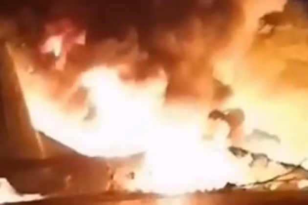 Để giành quyền kiểm soát hoàn toàn thành phố Mariupol, trong đó có cả khu vực Nhà máy thép Azovstal, Quân đội Nga quyết tâm phải xóa sổ các lực lượng cố thủ trong tầng hầm của Nhà máy thép. Nếu dùng bom, chi phí chắc chắn sẽ cao, nên phải tính phương án khác.