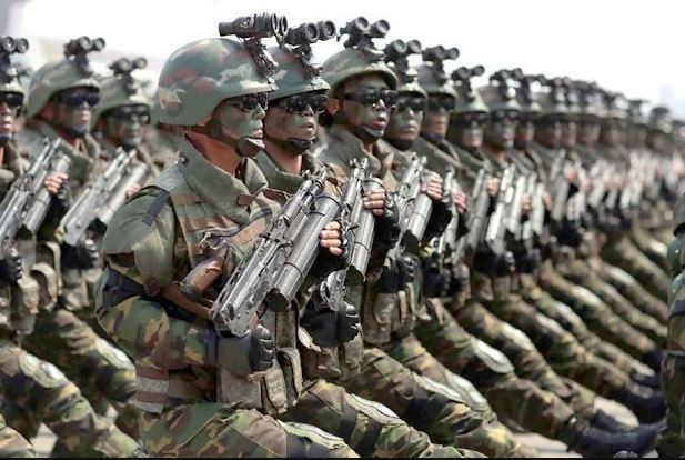 Về bản chất, ông Miller bác bỏ những thông tin cho rằng, Quân đội Triều Tiên đang tham gia chiến đấu ở khu vực Kursk. Nhưng nhiều thông tin “nguồn mở”, tức là những thông tin không chính thống, đã công bố đầy đủ về những người được cho là “lính Triều Tiên” tham gia chiến đấu.