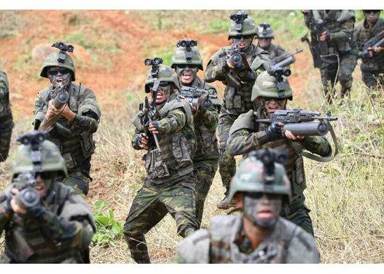 Lực lượng Wagner đã đánh bại chục lữ đoàn tinh nhuệ của Ukraine ở Bakhmut. Giờ đây, Quân đoàn Bão tố số 11 của Triều Tiên, còn là lực lượng bộ binh tinh nhuệ hơn Wagner. Tất cả các binh sĩ đều phải trải qua ít nhất 5 năm huấn luyện nghiêm ngặt và có ý thức chiến thuật cao trong chiến đấu.