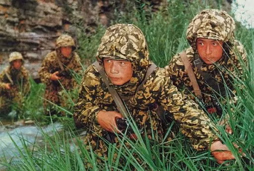 Cuộc chiến Nga-Ukraine cũng có thể cải thiện khả năng tác chiến tấn công của Quân đội Triều Tiên. Trên thực tế, lực lượng đặc biệt của Quân đội Triều Tiên chưa tham gia các trận chiến quy mô lớn và mọi đánh giá đều chỉ là dựa trên lý thuyết.