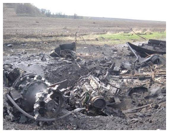 Nhưng lần này, Quân đội Nga và Vệ binh Quốc gia đã phối hợp với nhau để giáng một đòn nặng nề vào Quân đội Ukraine, và một tiểu đoàn của Quân đội Ukraine đã phải chịu một đòn kinh hoàng. Ít nhất 20 xe tăng T-64 và xe chiến đấu bộ binh BMP bị phá hủy.