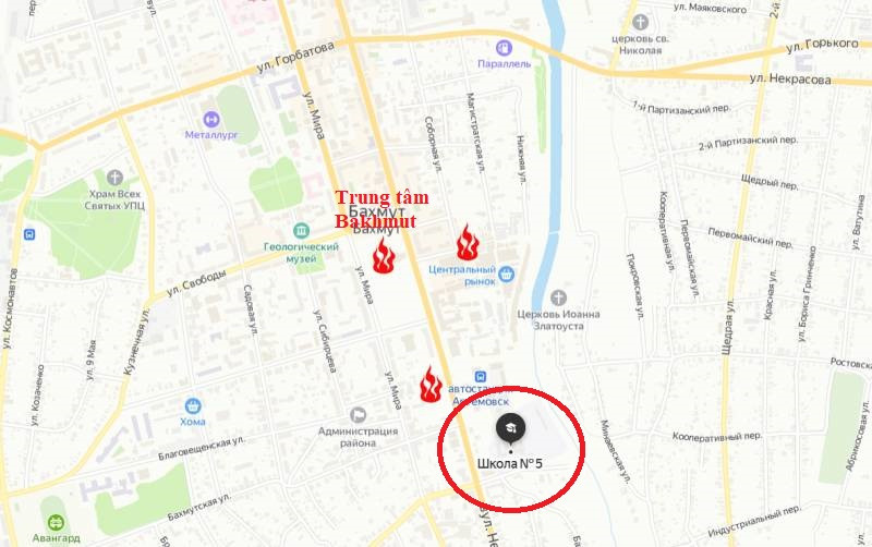 Ông Yevgeny Prigozhin, Chủ tịch của Wagner PMC đã đến thăm Trường trung học số 5 ở Bakhmut, hiện đang nằm dưới sự kiểm soát của lính đánh thuê Wagner. Trường Trung học số 5 nằm gần bến xe buýt Bakhmut và cách tòa nhà hành chính thành phố chưa đến 300 m (theo đường thẳng).