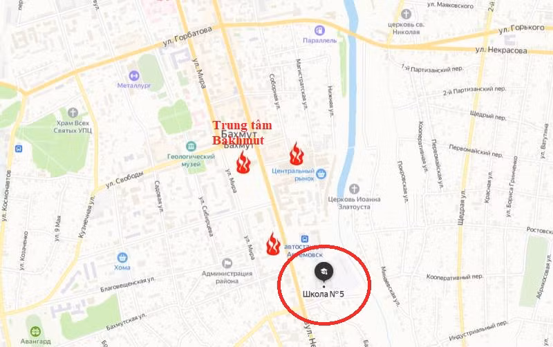 Ông Yevgeny Prigozhin, Chủ tịch của Wagner PMC đã đến thăm Trường trung học số 5 ở Bakhmut, hiện đang nằm dưới sự kiểm soát của lính đánh thuê Wagner. Trường Trung học số 5 nằm gần bến xe buýt Bakhmut và cách tòa nhà hành chính thành phố chưa đến 300 m (theo đường thẳng).