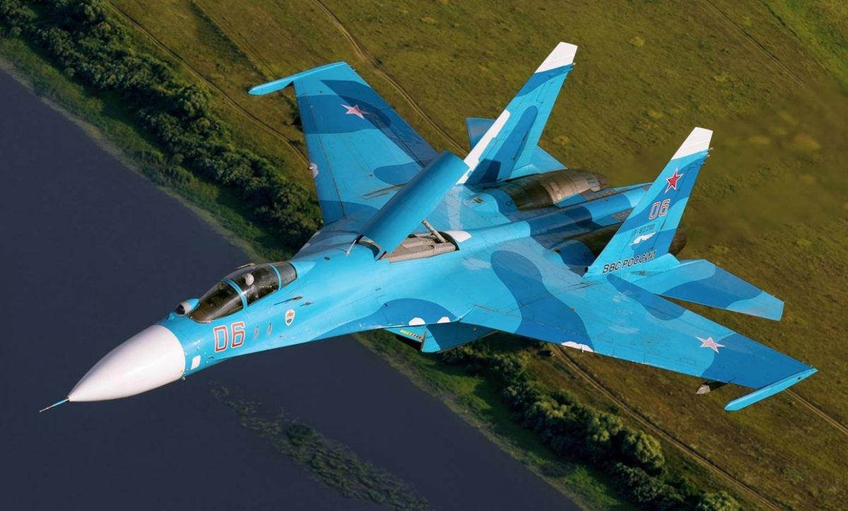 Nếu cả hai thực sự va chạm, chỉ có thể là chiếc Su-27SM quệt vào phần đuôi dựng đứng hình chữ V của UAV MQ-9A ER đang bay ở phía trước, chứ không thể va vào cánh quạt chiếc MQ-9A ER như phía Quân đội Mỹ công bố.