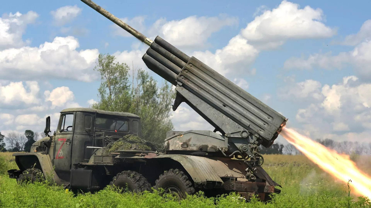 Theo tờ Svpressa, cuộc tấn công của quân Nga vào Avdievka đã bước sang ngày thứ 13 ngày, theo thông tin của Bộ Quốc phòng Nga, trong ngày 22/10, có hơn 650 quân Ukraine đã bị loại khỏi vòng chiến đấu. Các lữ đoàn số 54, 72, 58, 5, 79 của Ukraine đã bị đánh thiệt hại nặng.