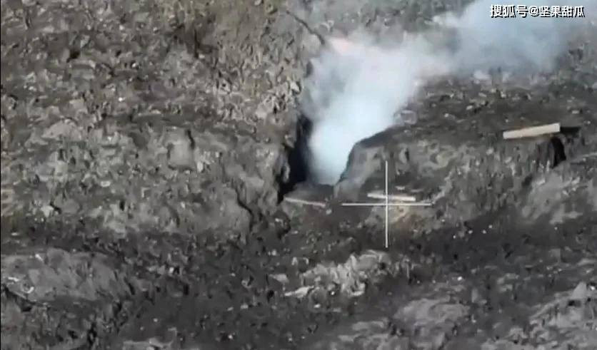 Theo đánh giá, núi xỉ thải này có giá trị chiến thuật rất cao. Nếu quân Nga chiếm được núi xỉ thải này, cụm pháo binh Ukraine triển khai ở vùng đồng bằng phía Tây Avadivka sẽ gặp nguy hiểm.