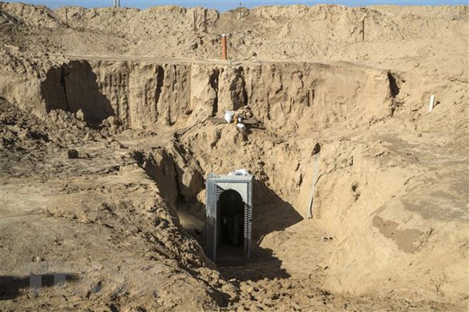 Sau này Triều Tiên đã chịu trách nhiệm hỗ trợ lực lượng dân quân Hezbollah của Liban, xây dựng các công sự ngầm; và đây được coi là chìa khóa dẫn đến thành công quân sự của họ, trước Quân đội Israel trong cuộc chiến năm 2006.