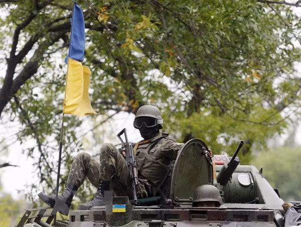 Ngày hôm qua, tình hình ở khu vực của Donbass diễn ra tương đối bình lặng, các trường hợp vi phạm lệnh ngừng bắn đã được ghi nhận, nhưng Quân đội Ukraine vẫn chưa thực hiện bất kỳ cuộc tấn công quy mô lớn nào.