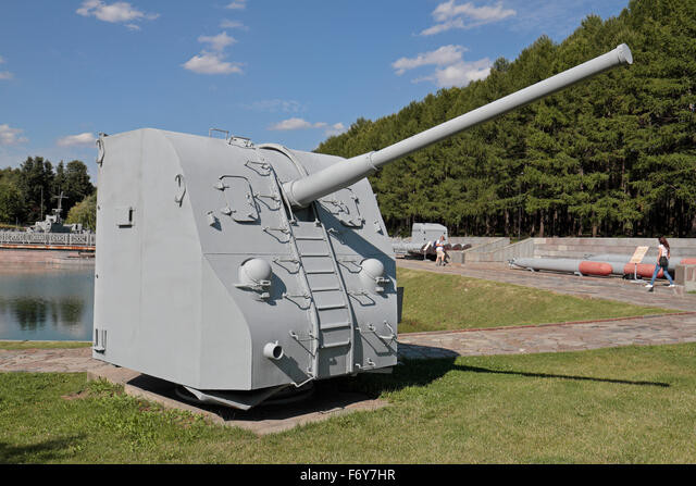 Đứng trước yêu cầu đó, việc nghiên cứu một loại pháo tăng mới mạnh hơn, trở thành vấn đề cấp bách cả về vấn đề kỹ thuật và thời gian. Sau khi kiểm tra nhiều loại pháo, một nhóm kỹ sư do nhà thiết kế pháo binh nổi tiếng Fyodor Petrov đứng đầu đã kết luận rằng, trọng lượng, khối lượng và tốc độ bắn của pháo hải quân 100mm B-34 loại 1940, rất phù hợp làm pháo tăng.