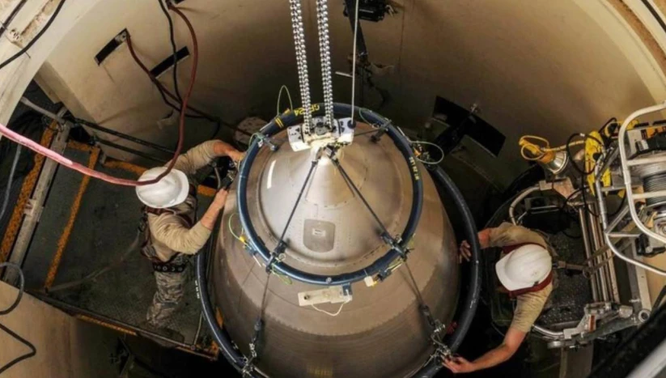 Các kim loại quý trên tên lửa sẽ được tái chế, còn chất thải hạt nhân sẽ được thu gom và chôn sâu. Theo thỏa thuận quốc tế, các giếng phóng tên lửa hạt nhân (silo) sẽ bị đặt thuốc nổ phá hủy phần ngầm từ 6 đến 8 mét. 