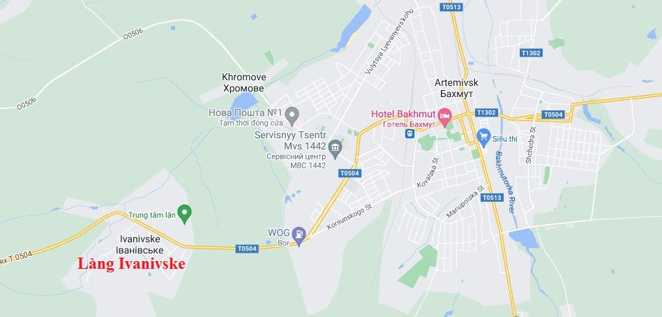 Hiện tại các mũi xung kích của quân Nga cách trung tâm thành phố Bakhmut ở các hướng cách nhau khoảng 2,5 km và đang đẩy quân Ukraine về khu vực phía tây của thành phố. Tuy nhiên, một mũi vu hồi của quân Nga từ làng Ivanivske (nằm ở phía nam Bakhmut), đã khiến 4 tiểu đoàn quân Ukraine bị vây tại hướng này.