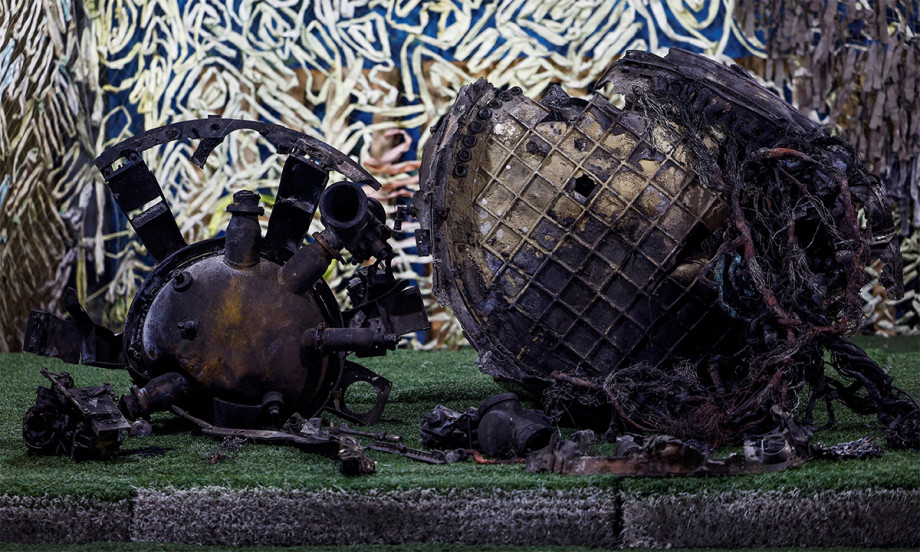 Hãng tin Reuters đưa tin, theo nguồn tin Ukraine, tên lửa Oreshnik được trang bị nhiều đầu đạn nhưng không có chất nổ và sức sát thương của nó ở mức hạn chế. Một nguồn tin cho biết, đây là đầu đạn giả nên ít gây thiệt hại cho cơ sở vật chất trên mặt đất.