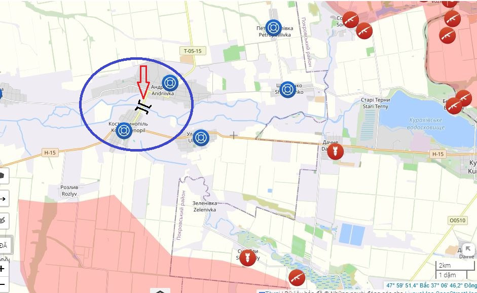 Ở hướng sườn phía bắc, Cụm quân Trung tâm có kế hoạch kiểm soát khu vực giữa làng Andreevka và Konstantinople. Đây là đường trục nối giữa đường cao tốc H15 và đường trục T-0515; trên con đường dài 2,2 km này, ở giữa có một cây cầu bê tông cốt thép bắc qua con sông nhỏ Vovcha; hợp vây với Cụm Vostok ở sườn nam, hiện đã chiếm làng Rozlyv.
