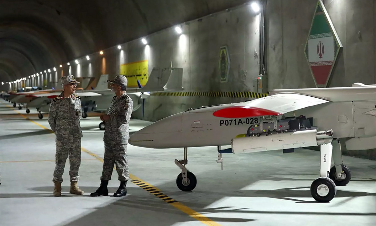 Thứ ba là sức mạnh R&amp;D (nghiên cứu và phát triển) công nghệ quân sự của Iran. Ngày nay, Iran có một hệ thống công nghiệp tương đối hoàn chỉnh, đây là kết quả của sự tự lực và tự cải thiện không ngừng của Iran trong 40 năm qua.