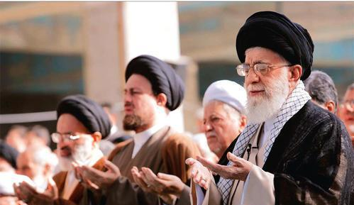 Thứ hai là về mức độ ổn định trong nước. Iran là một quốc gia Hồi giáo đa sắc tộc, trong đó người Ba Tư chiếm 66%; việc đoàn kết được các dân tộc, chính là nhân tố quan trọng tạo nên sự ổn định của đất nước. Kể từ cuộc Cách mạng Hồi giáo năm 1979, Iran đã thực hiện hợp nhất giữa chính phủ và tôn giáo.