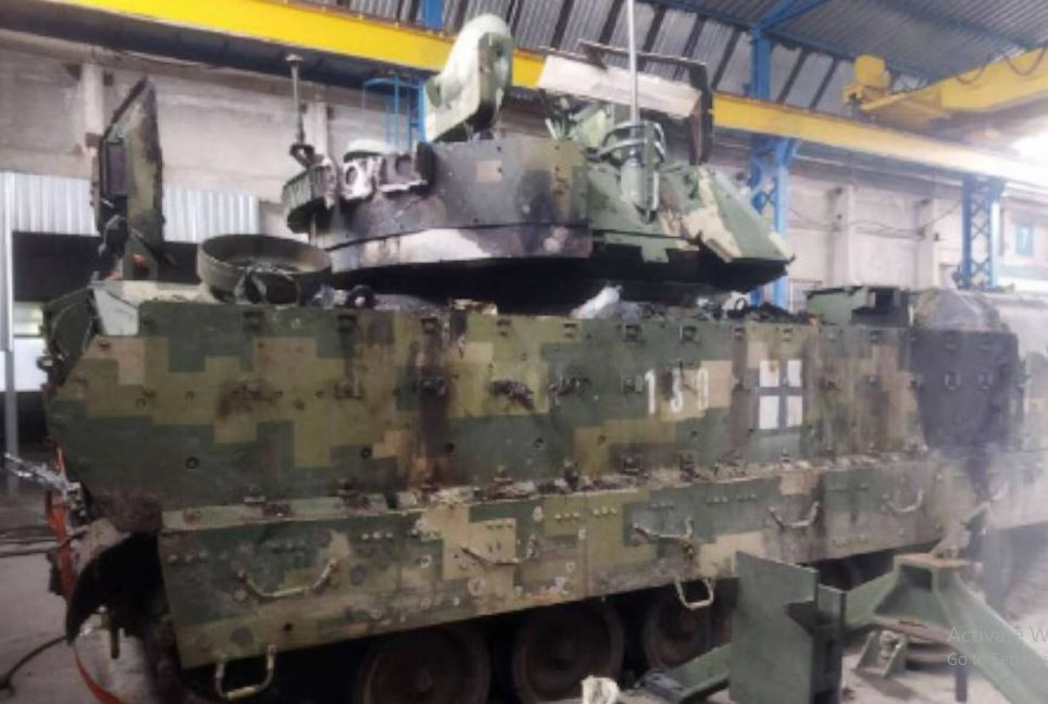 Trên thực tế, ngoài lỗi tay thủy lực đóng mở cửa ra vào, tỷ lệ hư hỏng của xe chiến đấu bộ binh M2 Bradley trong cuộc xung đột Nga-Ukraine cũng khiến thế giới bên ngoài đặt câu hỏi về khả năng hoạt động của loại vũ khí này.