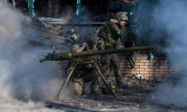 Giới phân tích dự đoán rằng, nếu quân Nga không tiến hành một cuộc tấn công quy mô lớn trong thời gian tiếp theo, thì chiến trường Bakhmut vẫn tiếp tục duy trì hình thái như vậy và chiến tuyến khó có sự thay đổi. 