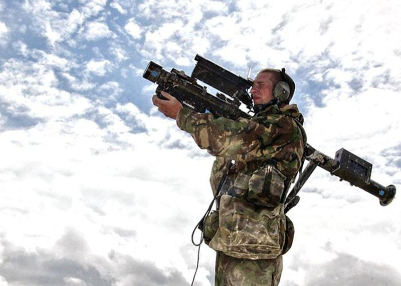 Theo Lầu Năm Góc, Mỹ không thấy có bằng chứng cho rằng, vũ khí chuyển giao cho Ukraine có thể rơi vào tay các đơn vị dân quân của DPR và LPR; hơn nữa, các đơn vị dân quân của các nước cộng hòa Donbass đơn giản là không có kinh nghiệm sử dụng các loại vũ khí đó.