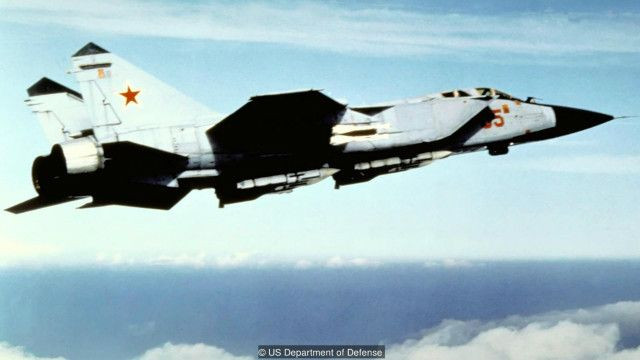 Sau đó, phía Liên Xô công bố chế tạo thành công loại siêu phản lực đánh chặn MiG-25 có vận tốc trên Mach 3 và cao độ hoạt động đương đương SR-71. Thông tin này làm Mỹ vô cùng lo lắng và lập tức cho ngưng các chuyến bay do thám, vì sợ MiG-25 bắn hạ được SR-71, sẽ gây ra vô số rắc rối ngoại giao.