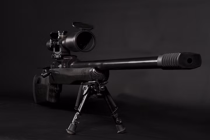 Việc thay nòng súng của khẩu SVLK-14S rất dễ dàng, đây cũng là thiết kế chung của các loại súng bắn tỉa hiện đại. Tất cả các loại nòng súng đều sử dụng chung loại loa giảm giật T-Tuner, có thể hấp thụ 30% năng lượng giật hậu của súng.