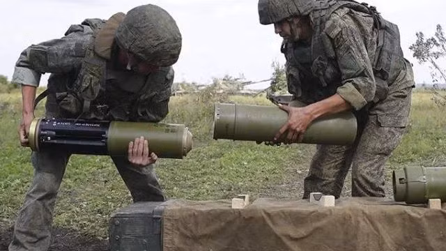 Tiến sĩ Andrew Radin, một nhà khoa học chính trị có uy tín tại quỹ nghiên cứu RAND Corporation, cho biết: “Đạn pháo Krasnopol-M2 cho thấy một tiến bộ vượt bậc trong công nghệ pháo binh của Nga”. Ông khẳng định thêm rằng, cải tiến này được thiết kế, rõ ràng nhằm đáp ứng nhu cầu của chiến tranh đương đại.