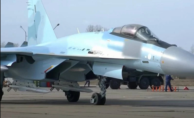 Thiếu tướng Igor Konashenkov, người phát ngôn của Bộ Quốc phòng Nga cho biết: máy bay chiến đấu của không quân Nga và lực lượng phòng không đã bắn rơi 3 chiếc Su-27 của Không quân Ukraine ở vùng Poltava, 1 chiếc Su-25 ở vùng Gostomel, 2 trực thăng Mi-24 ở vùng Makarov và UAV TB2.