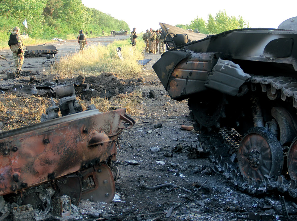 Hiện tại, không có bình luận chính thức nào từ Quân đội Ukraine về mức độ phá hủy, số người chết và bị thương cuộc tấn công của DPR. Nhưng thông tin chính thức từ Quân đội Ukraine, vụ nổ đã trúng vào vị trí đóng quân của Quân đội Ukraine.