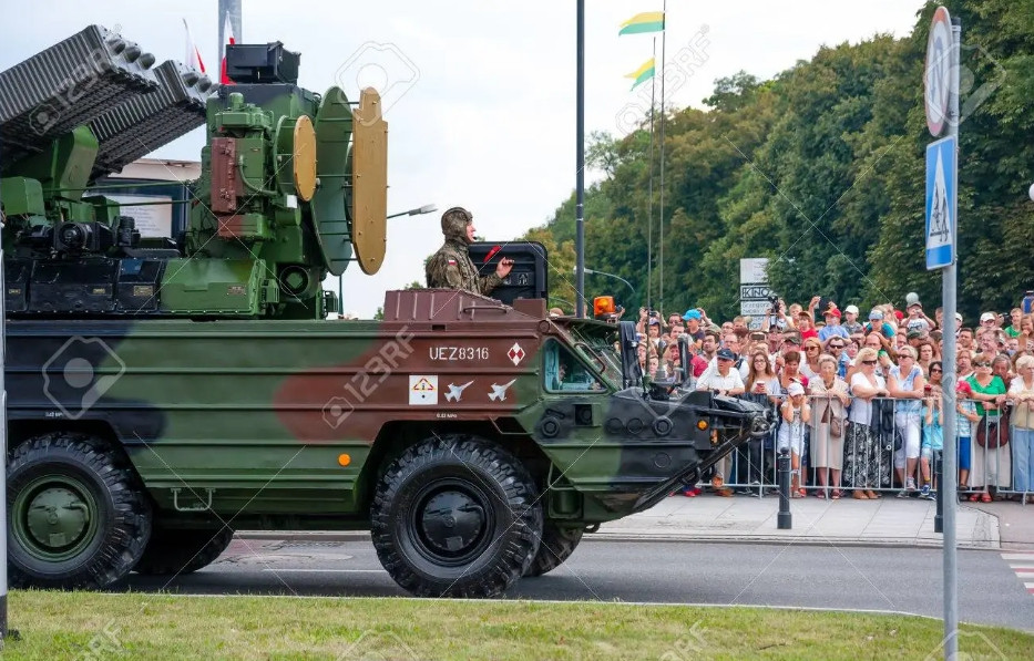 Ông Litovkin lưu ý rằng, UAV TB2 chỉ có thể gây nguy riêng cho các nước cộng hòa tự xưng Lugansk và Donetsk vào thời điểm trước khi bắt đầu chiến dịch quân sự đặc biệt của Nga, vì khi đó lực lượng dân quân "không có hệ thống phòng không" tương ứng.