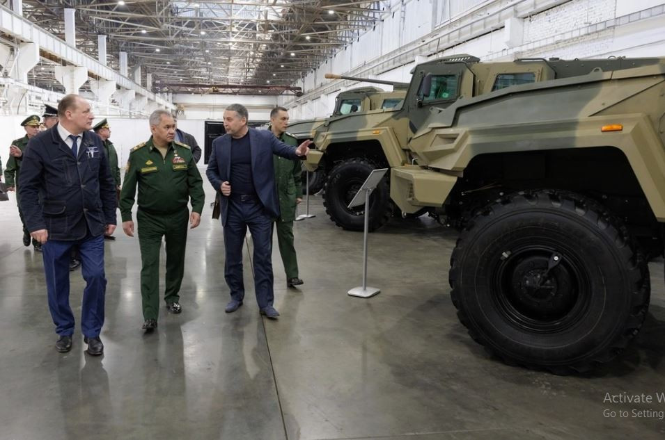 Trở lại với việc Nga tuyên bố đang trong "tình trạng chiến tranh", nhưng điều này không có nghĩa là phản ứng của Nga sẽ leo thang nhanh chóng trong ngắn hạn, mà thay vào đó, Nga sẽ đưa ra quyết định dựa trên diễn biến tiếp theo của tình hình.