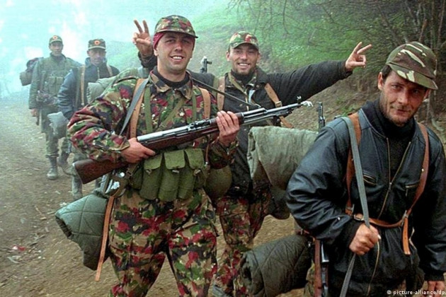 Theo thông tin do Bộ Ngoại giao Nga công bố, dưới vỏ bọc của các “chuyên gia” quân sự nước ngoài, những người được cho là thực hiện nhiệm vụ huấn luyện quân nhân Ukraine, đang xuất hiện càng nhiều ở Ukraine.