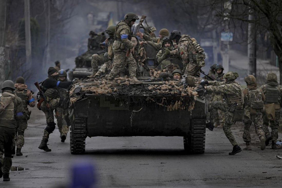 Trên Zaporizhzhya, cả hai bên đang tiến hành các hoạt động chuẩn bị tích cực, lực lượng dự bị đang được tăng cường, đội hình tấn công và tuyến phòng thủ đang được hình thành. Nơi đây có thể sẽ biến thành chiến trường ác liệt trong những ngày tới. 