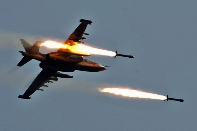 Đánh giá về mảnh vỡ của thân máy bay, có thể đây là chiếc máy bay cường kích mặt đất Su-25; chiếc máy bay gặp nạn, đã bị đạn phòng không xé nát thành nhiều mảnh ngay trên không.