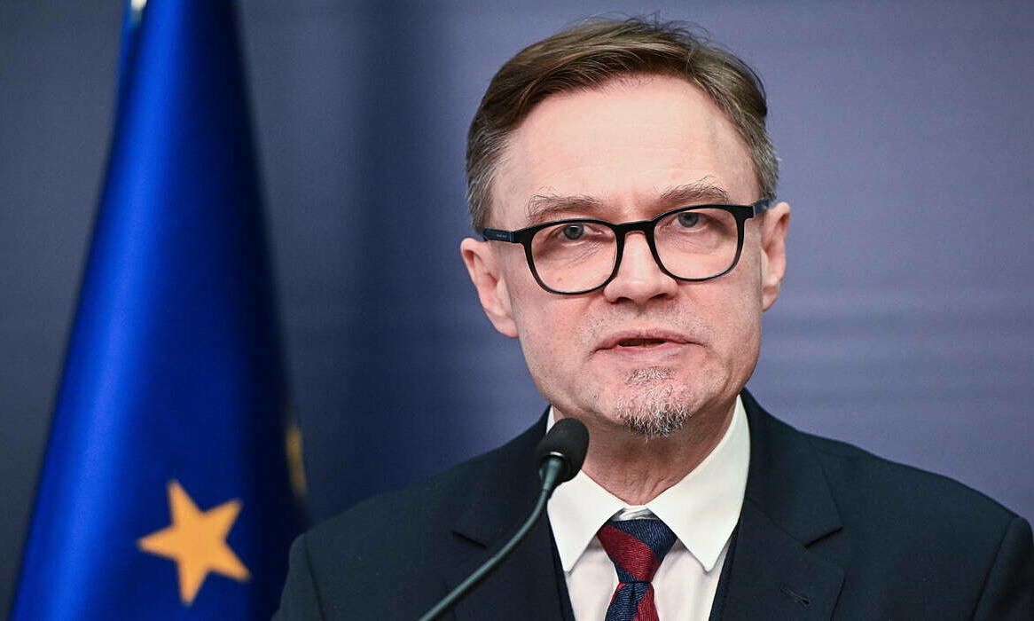 Bộ Tư lệnh Lực lượng Vũ trang Ba Lan thông báo rằng, trong cuộc không kích vào Ukraine rạng sáng 24/3, ít nhất một tên lửa hành trình của Nga đã bay vào không phận Ba Lan trong khoảng 39 giây và radar phòng không Ba Lan đã phát hiện, theo dõi đường bay của tên lửa.