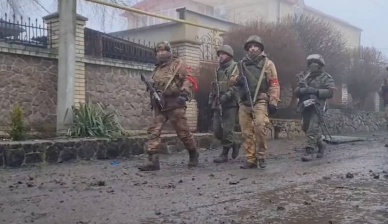 Vào năm 2014, sau khi Kiev mất quyền kiểm soát khu vực Lugansk, Severodonetsk được chỉ định là trung tâm hành chính của nước cộng hòa tự xưng Luhansk. Nhưng sau đó, các đơn vị Ukraine đã đánh bật lực lượng dân quân, và xây dựng tuyến phòng thủ quan trọng này.