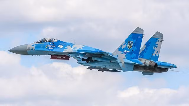 Các sự kiện được ghi lại trong video này, có thể diễn ra trong mùa hè này. Đoạn video có một số trường hợp đáng chú ý, chẳng hạn như một chiếc Su-25 bay ở độ cao thấp, phía trên trực thăng Mi-8 của Ukraine và hay máy bay tấn công của Ukraine thực hiện bay theo cặp.