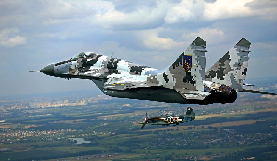 Năm 2018, Ukraine đã khởi xướng hiện đại hóa toàn diện các máy bay MiG-29 của mình, nhằm biến những chiếc MiG-29 Fulcrum đã lạc hậu của họ so với người hàng xóm hùng mạnh, thành máy bay đa năng thế hệ 4+, trong các dự án mang tên MiG-29MU1 và MiG-29MU2. 