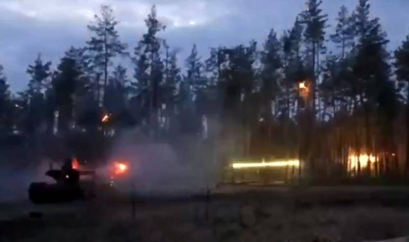 Nếu Avdivka “bất khả xâm phạm” bị chọc thủng, điều này không chỉ đánh bật quân đội Ukraine ra khỏi Donetsk mà còn giáng một đòn mạnh vào tinh thần của quân đội Ukraine. 