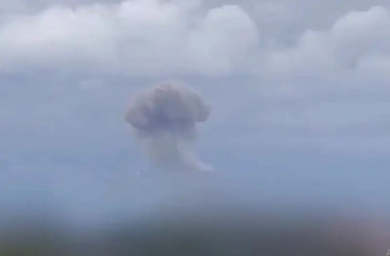 Theo thông tin của phía Nga, mục tiêu bị trúng bom là nhà máy sửa chữa và lắp ráp vũ khí của Ukraine. Số vũ khí đã được lắp ráp hoặc sửa chữa đã bị bom lượn của của Nga phá hủy toàn bộ, cũng như các xưởng sản xuất đã bị đình trệ, không thể sản xuất.