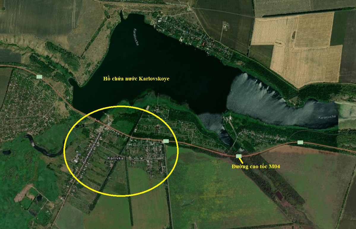 Hiện tại khu vực Karlovka vẫn chưa bị quân Nga chiếm, nhưng việc Ukraine có thể giữ được nó hay không, sẽ có tác động đáng kể đến sự phát triển tiếp theo của tình hình ở khu vực phía tây nam Avdiivka, dọc theo tuyến đường cao tốc M04.