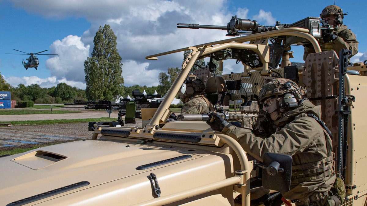 Kịch bản của cuộc tập trận, được lấy cảm hứng từ kinh nghiệm của AFU, trong việc ngăn chặn thành công kế hoạch của RFAF, định “đánh úp” Ukraine vào năm 2022. Tổng thống Pháp Macron không chỉ nỗ lực tổ chức tập trận, mà còn bày tỏ sự ủng hộ đối với Ukraine thông qua nhiều biện pháp ngoại giao. 