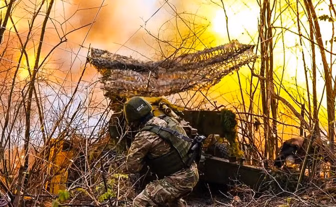 Luc luong dac nhiem Phap xuat hien o khu vuc mat tran Kursk